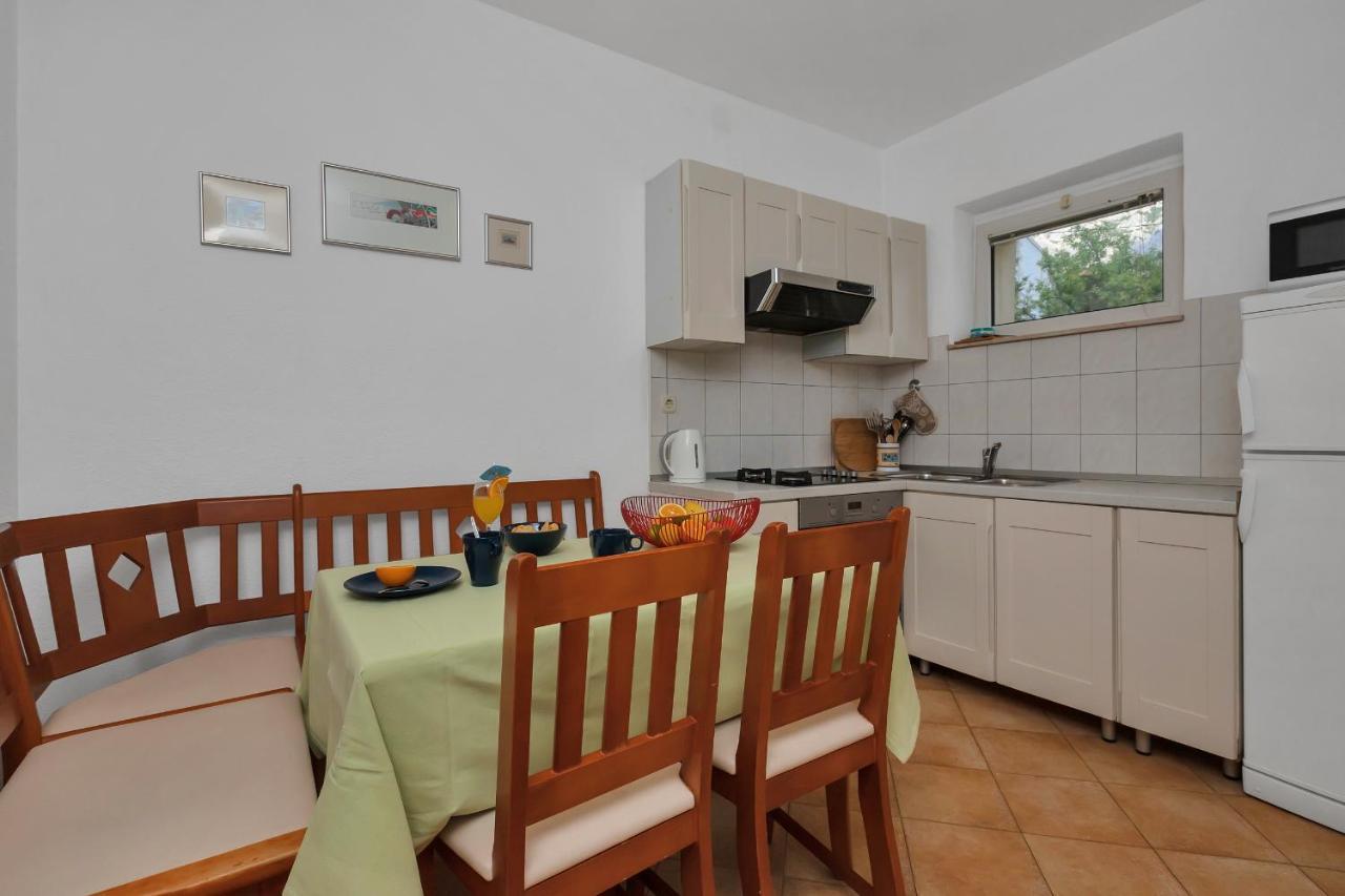 Beach Apartments Makarska Eksteriør billede